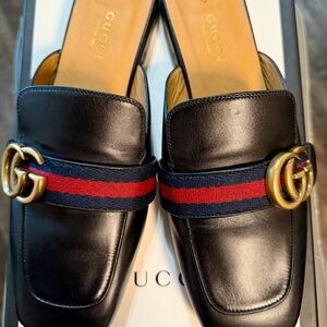 Gucci Black Loafers with Red and Blue Accents